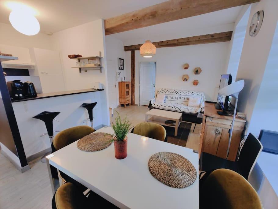 Appartement Lumineux Et Calme Parking Gratuit Lille Exterior foto